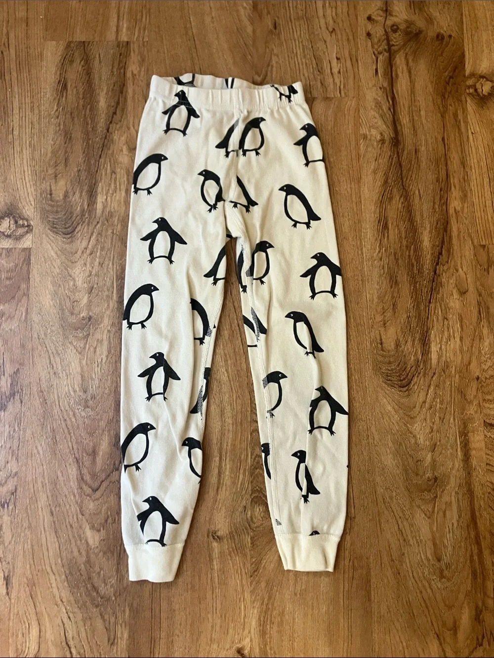 Hanna Andersson Kids Penguin Print Cream Pajama Pants size 6-7